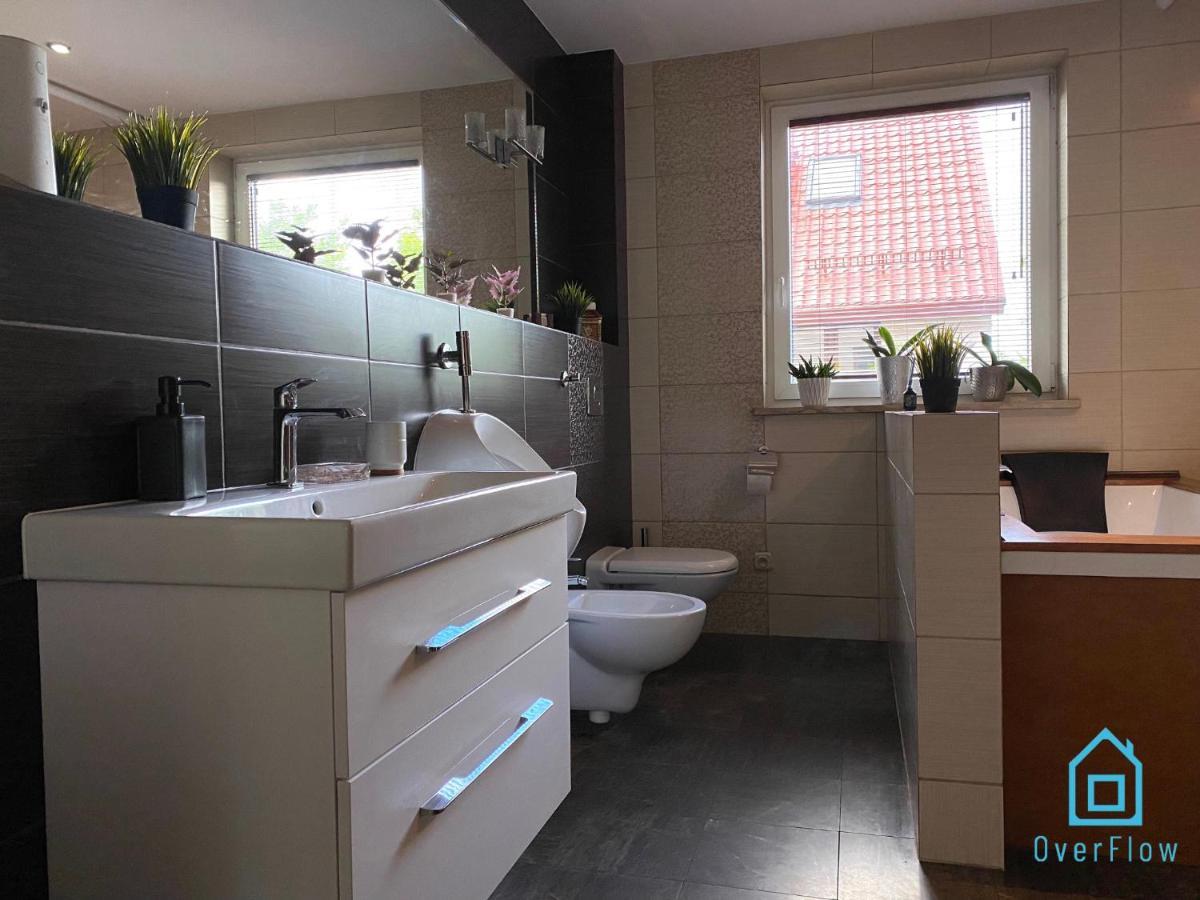 Lux Apartment - Lakefront Apartment In Kamien With Sauna & Hot Tub Only 30 Minutes From Gdansk And Gdynia Экстерьер фото